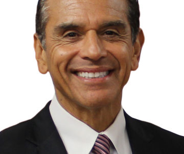 Former Los Angeles Mayor Antonio Villaraigosa Joins MedMen’s Board of Directors