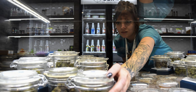 Colorado logs $106M in recreational cannabis sales in March