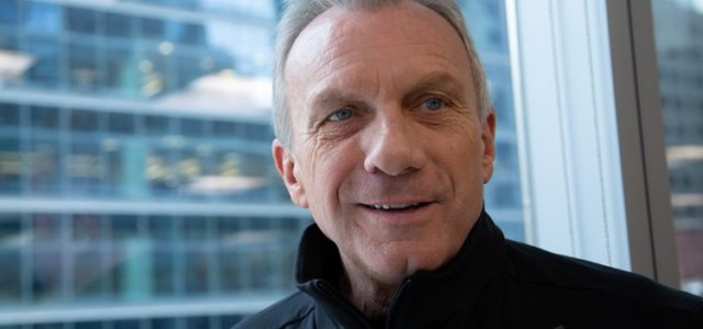 Football great Joe Montana looking to score with marijuana