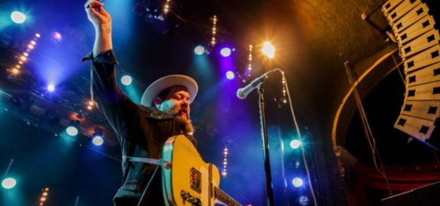 Nathaniel Rateliff gets into the weed business — with help from Willie Nelson