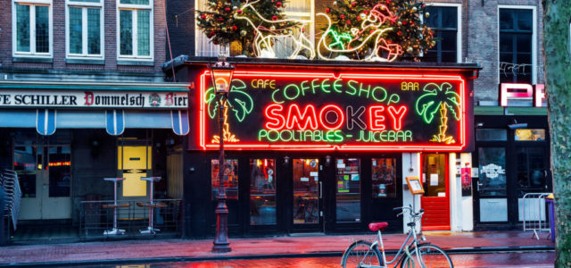 In Amsterdam, Getting High at Coffee Shops May Soon Be for Locals Only