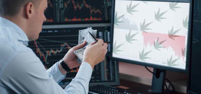 Is It Time To Buy Marijuana Stocks In January 2022? 2 US Pot Stocks To Watch Right Now